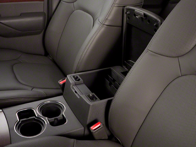 2011 Nissan Pathfinder LE