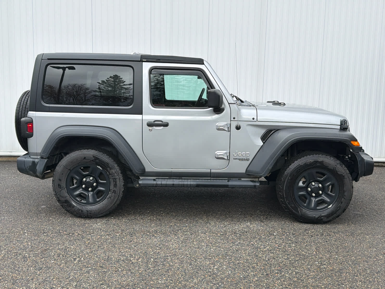 2020 Jeep Wrangler Sport