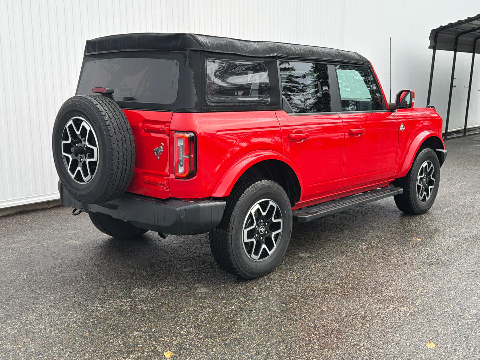 2023 Ford Bronco Base