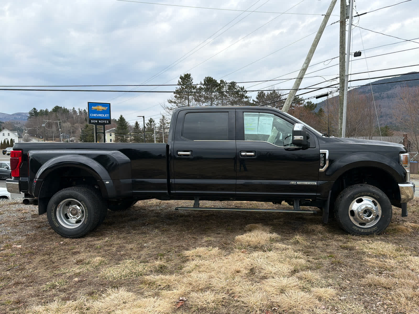 2022 Ford Super Duty F-350 DRW XL