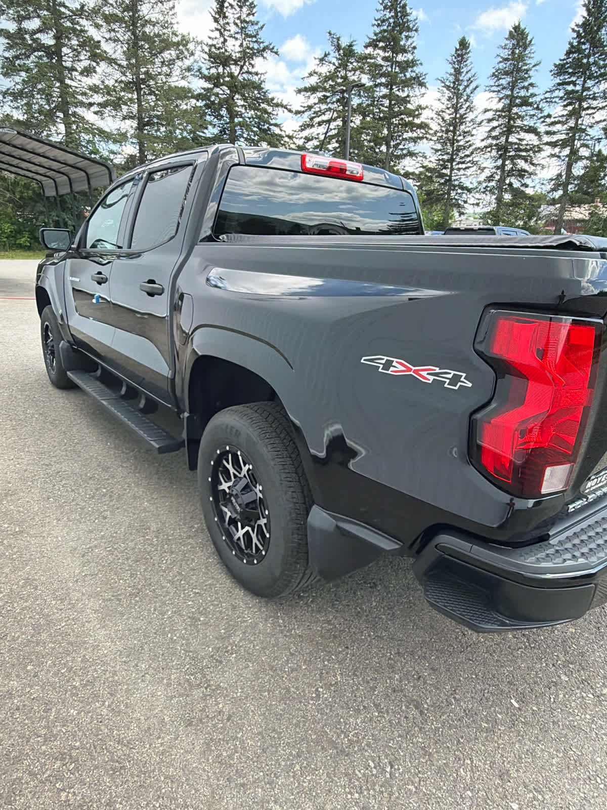 2023 Chevrolet Colorado WT