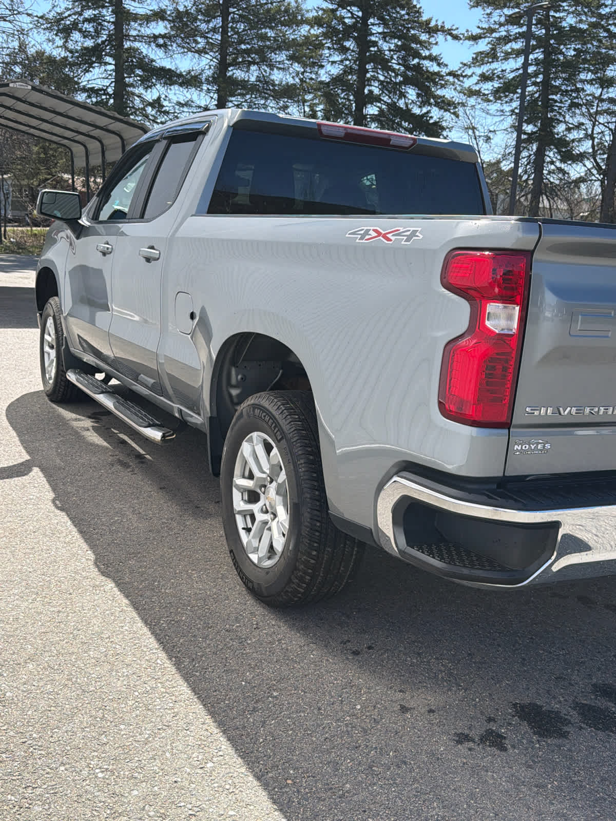 2023 Chevrolet Silverado 1500 LT (2FL)