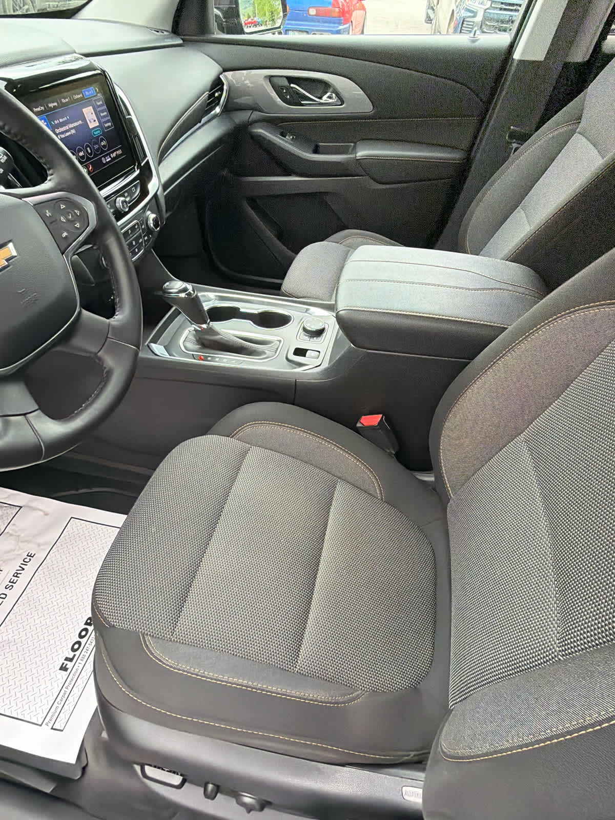 2020 Chevrolet Traverse LT Cloth