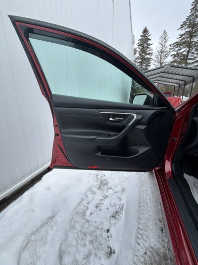 2016 Nissan Altima 2.5 SR