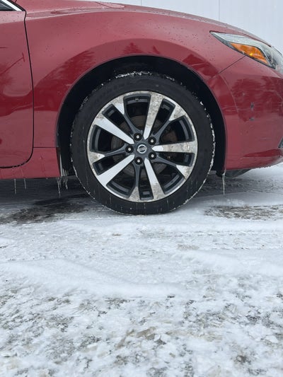 2016 Nissan Altima 2.5 SR