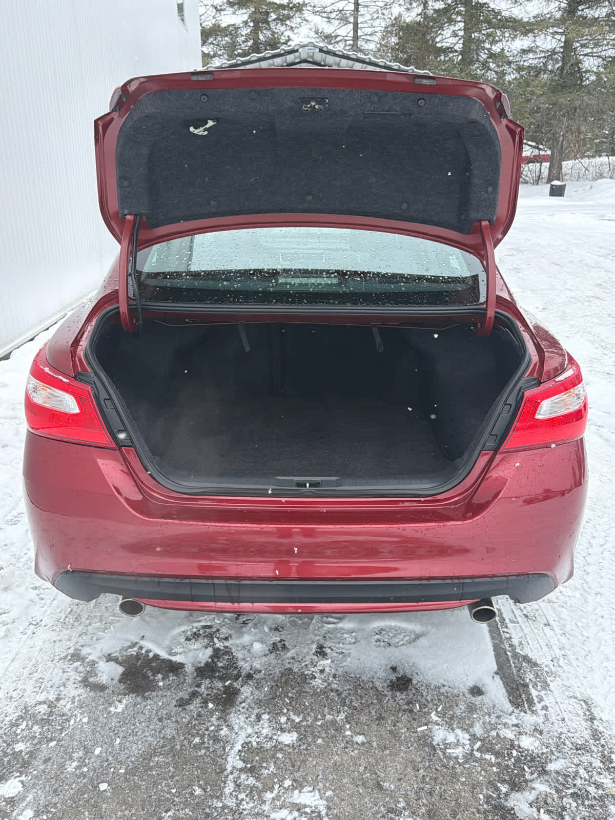 2016 Nissan Altima 2.5 SR