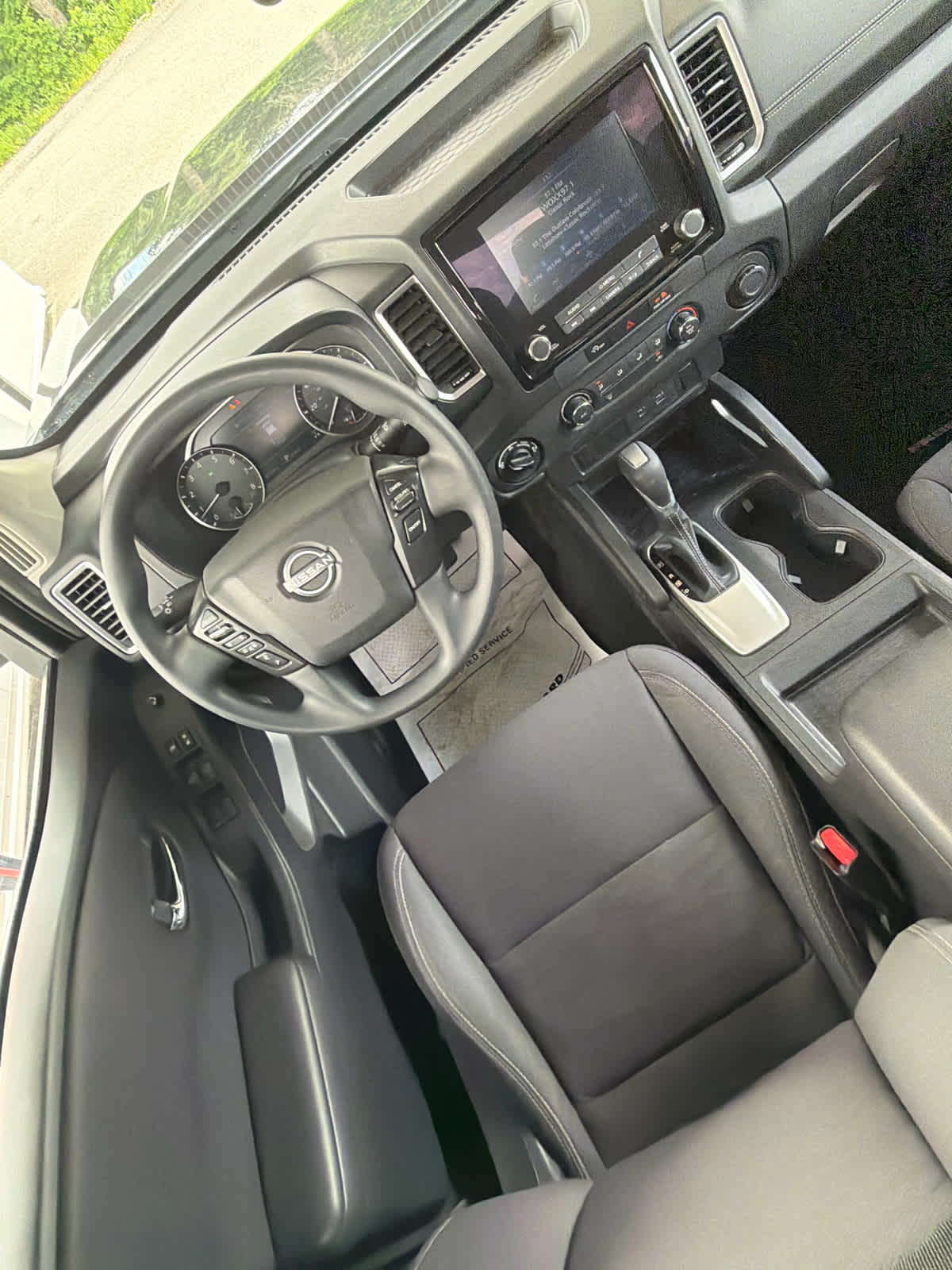 2023 Nissan Frontier SV