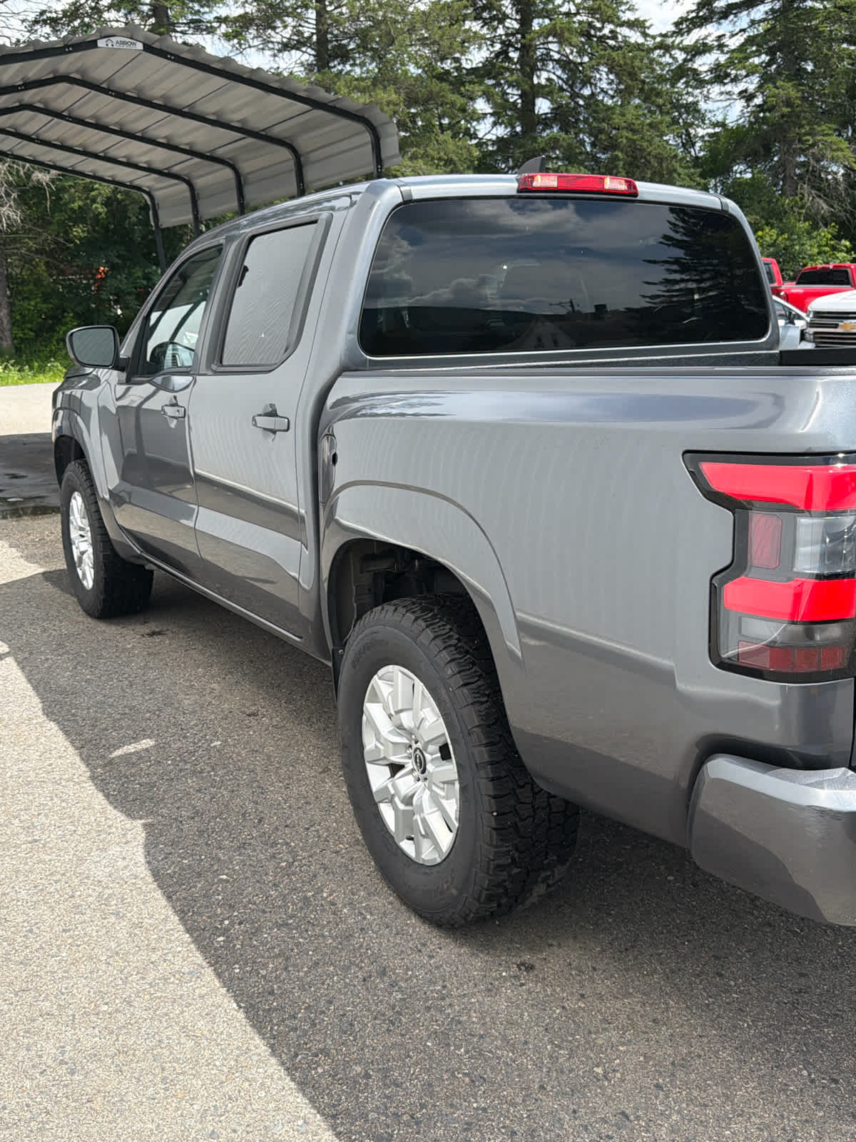 2023 Nissan Frontier SV