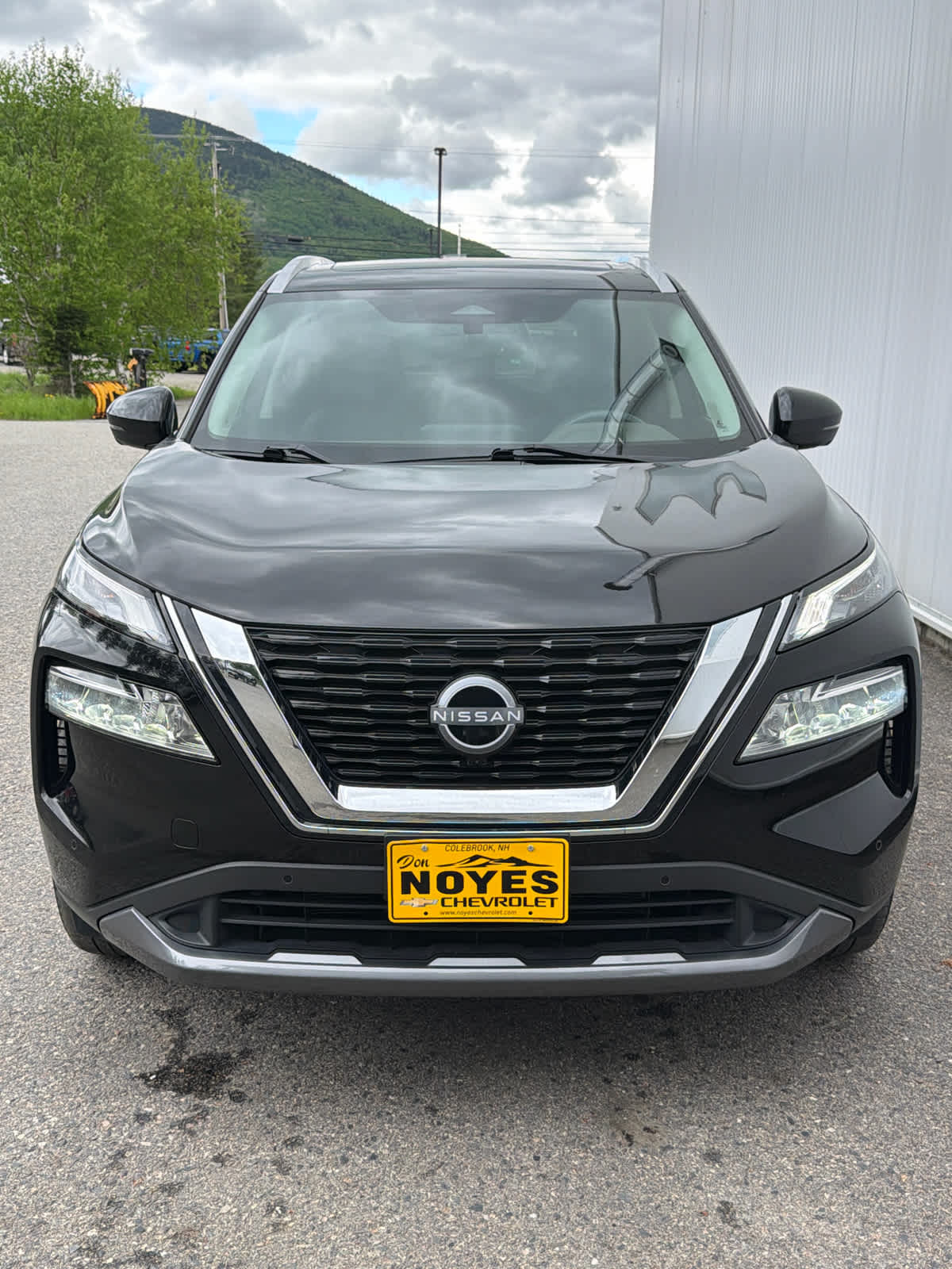 2023 Nissan Rogue SL AWD's photo
