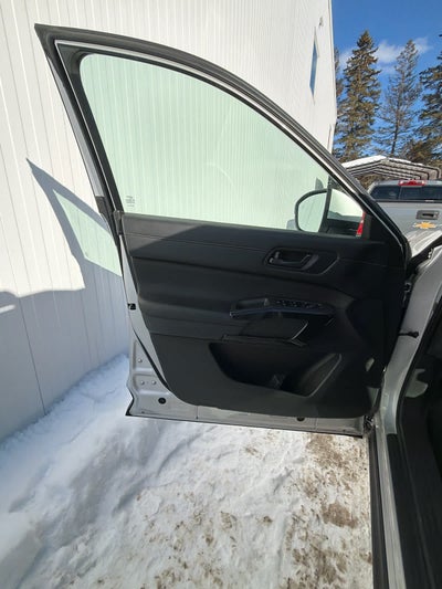 2023 Nissan Pathfinder SV