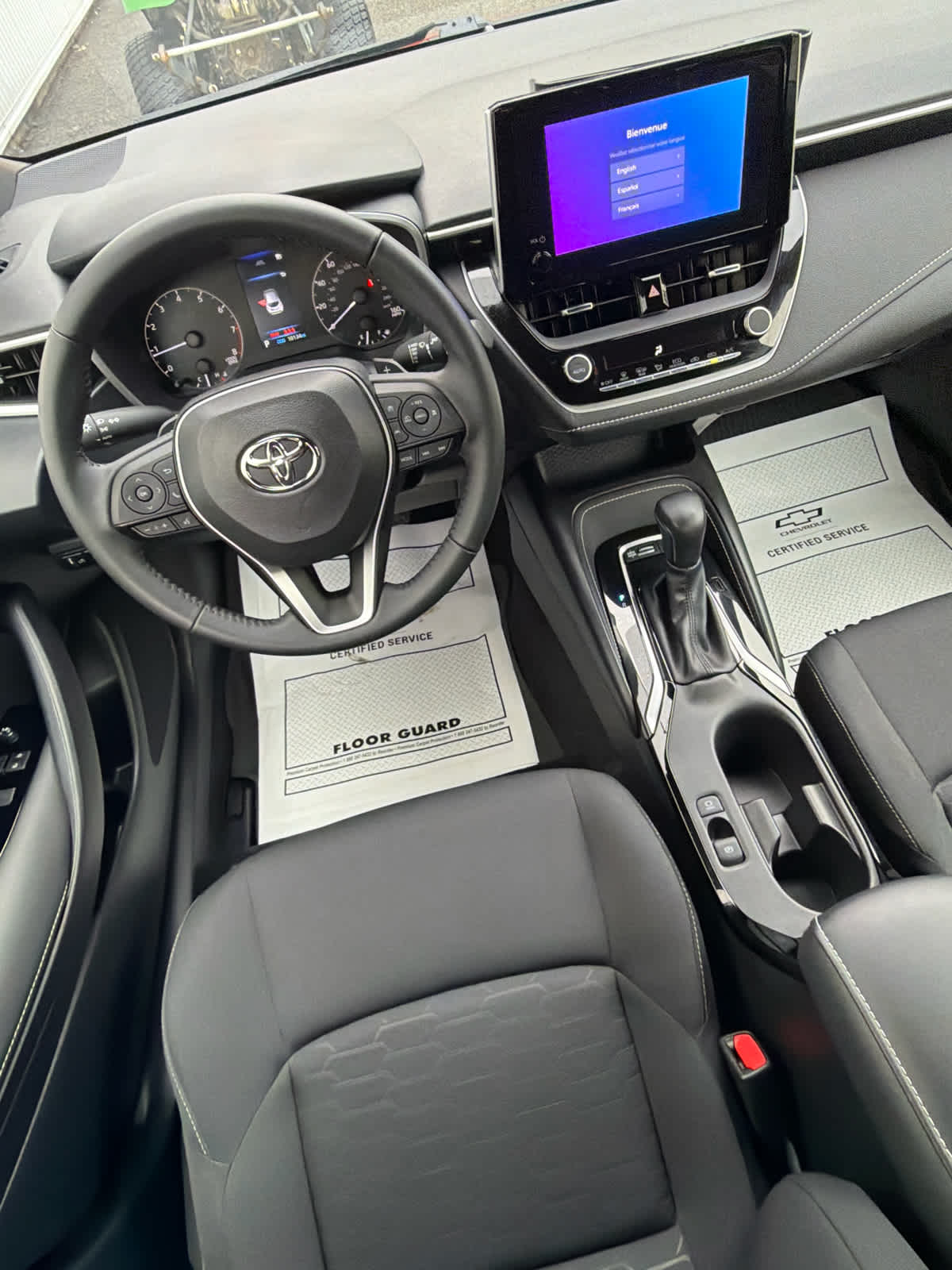 2025 Toyota Corolla Hatchback SE