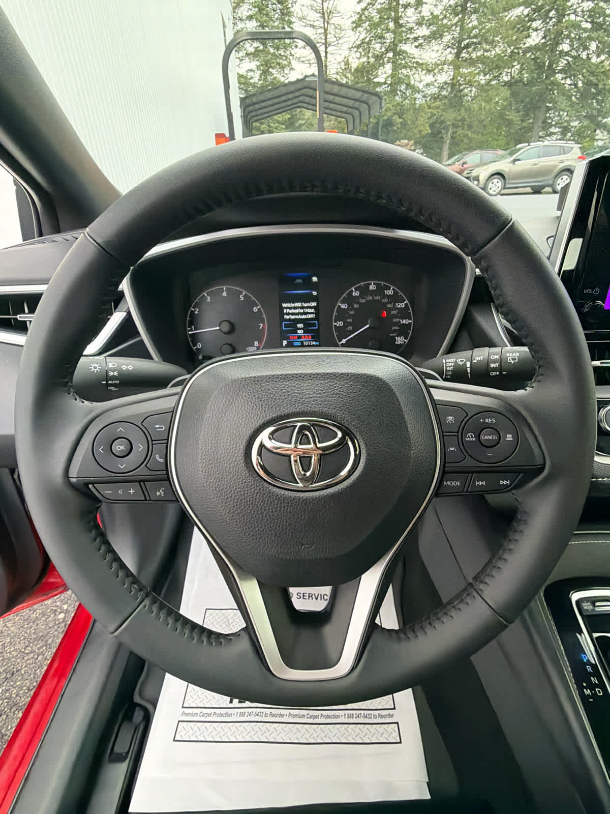 2025 Toyota Corolla Hatchback SE