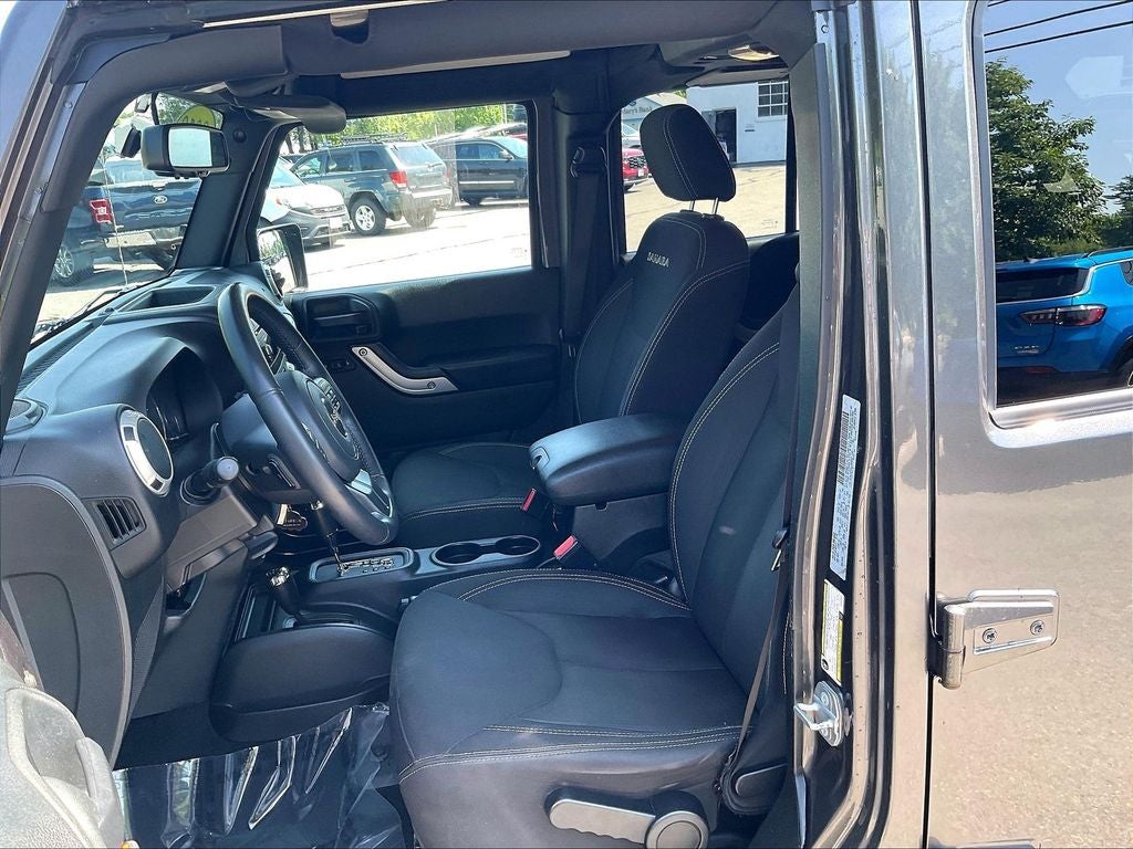 2018 Jeep Wrangler JK Unlimited Sahara