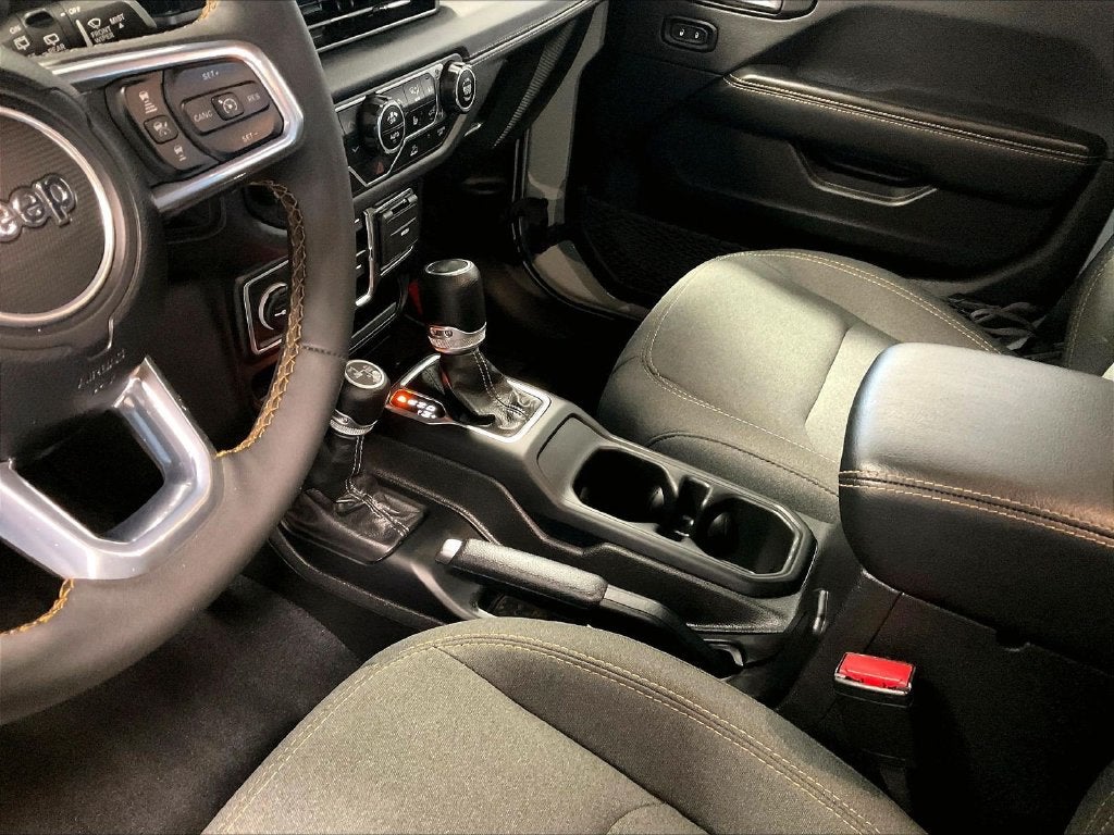 2024 Jeep Wrangler Sahara 4xe