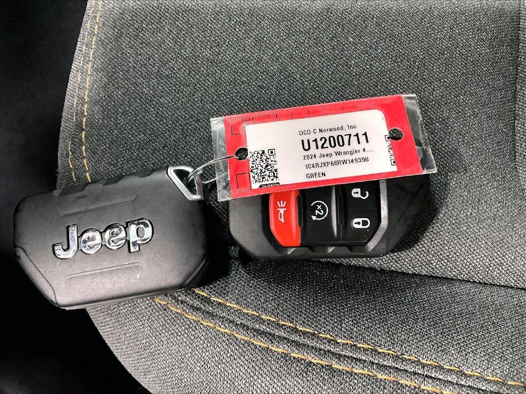 2024 Jeep Wrangler Sahara 4xe
