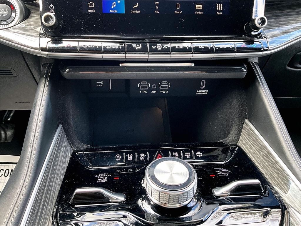 2022 Jeep Wagoneer Series III