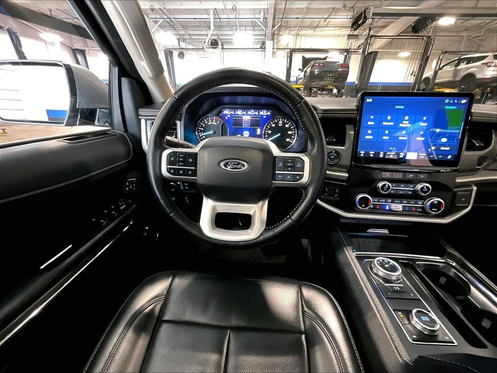 2024 Ford Expedition XLT