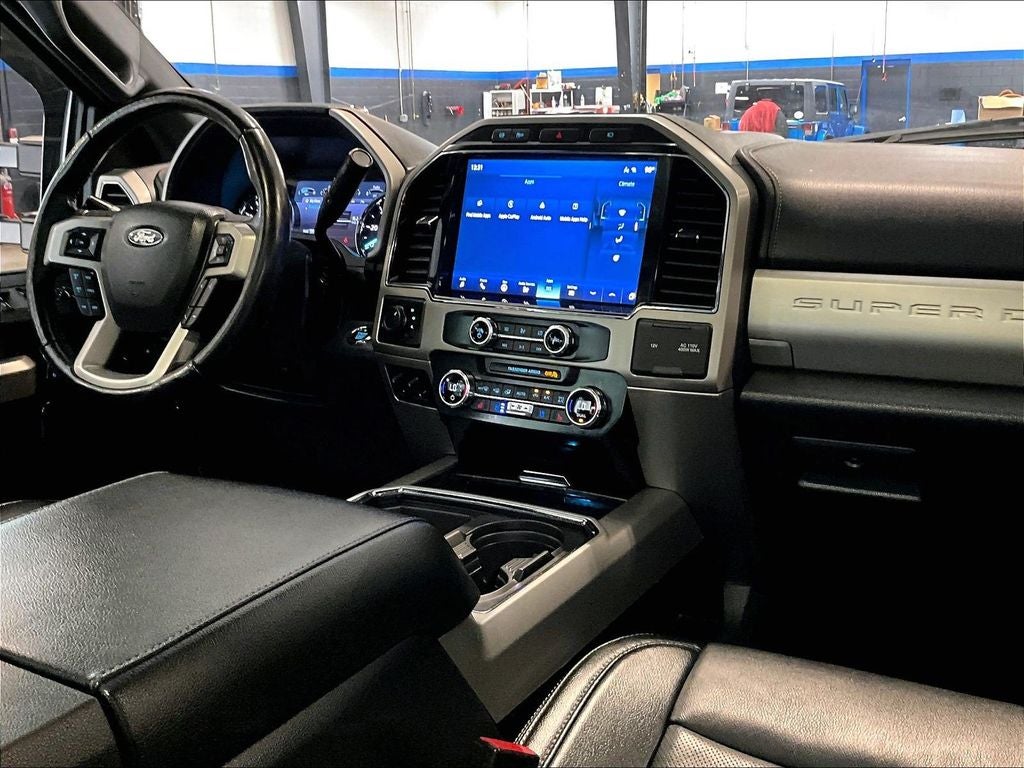 2022 Ford F-250SD Lariat