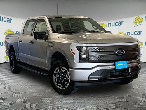 2023 Ford F-150 Lightning XLT