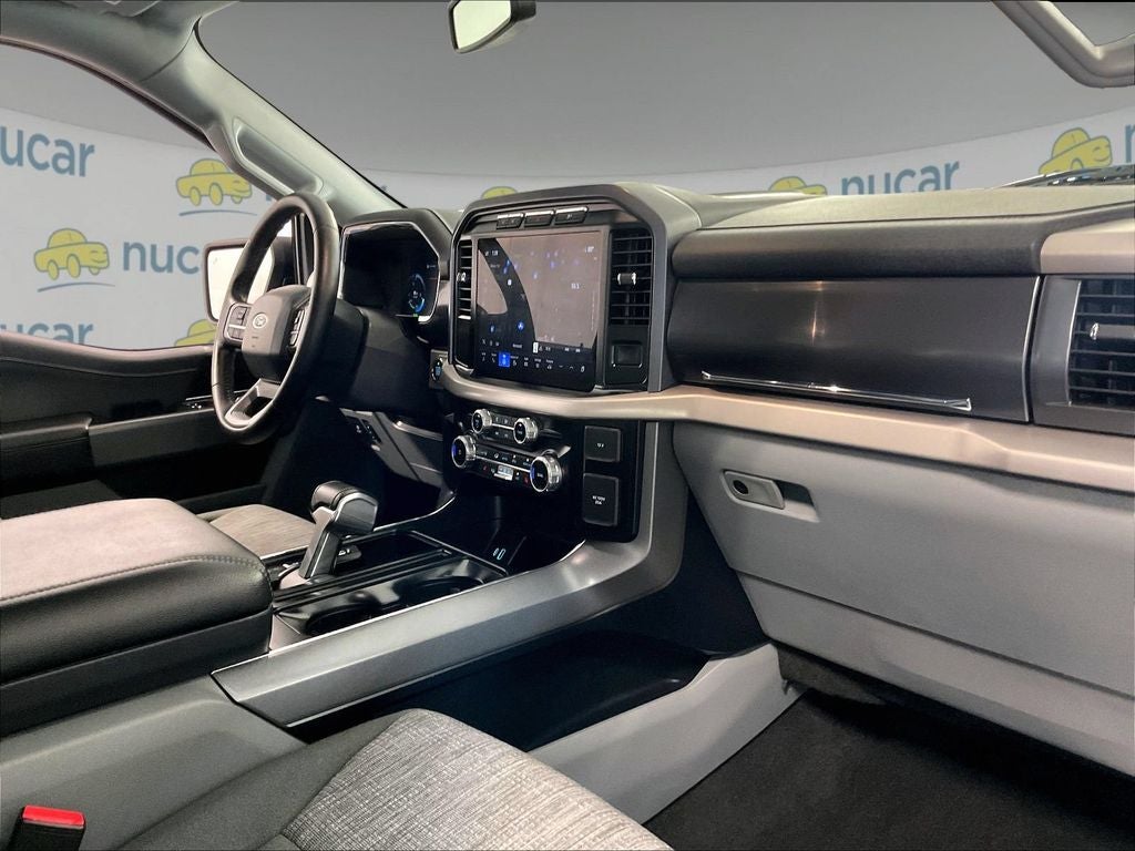 2023 Ford F-150 Lightning XLT
