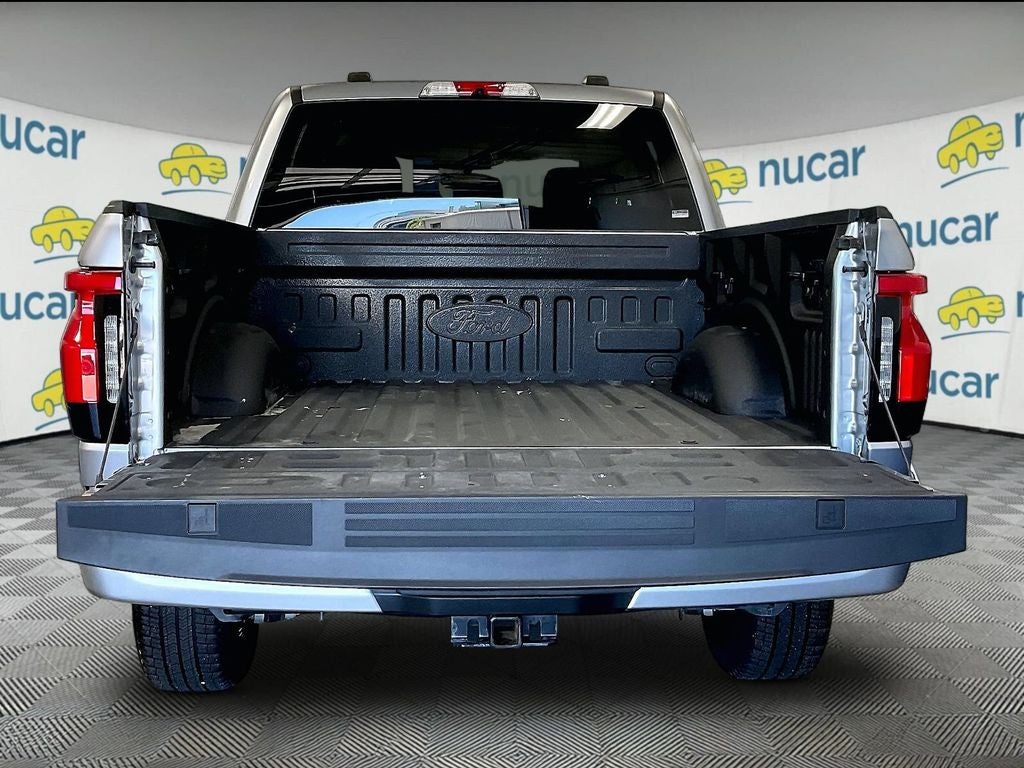 2023 Ford F-150 Lightning XLT