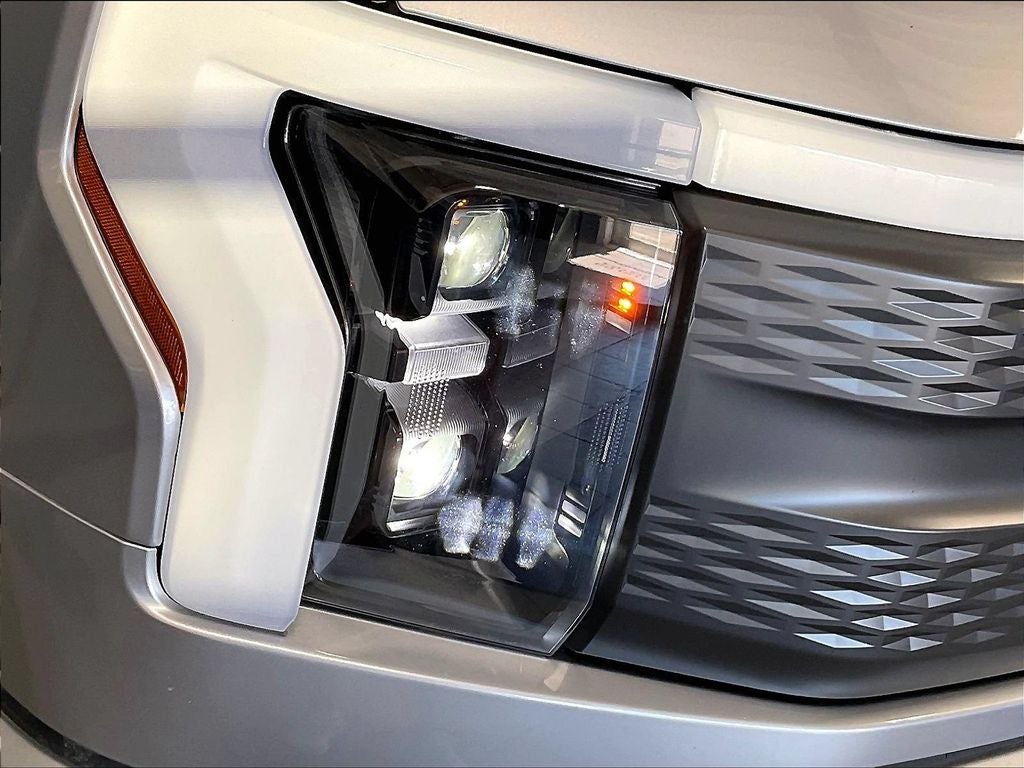 2023 Ford F-150 Lightning XLT