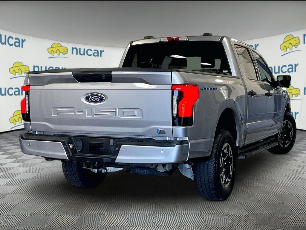 2023 Ford F-150 Lightning XLT