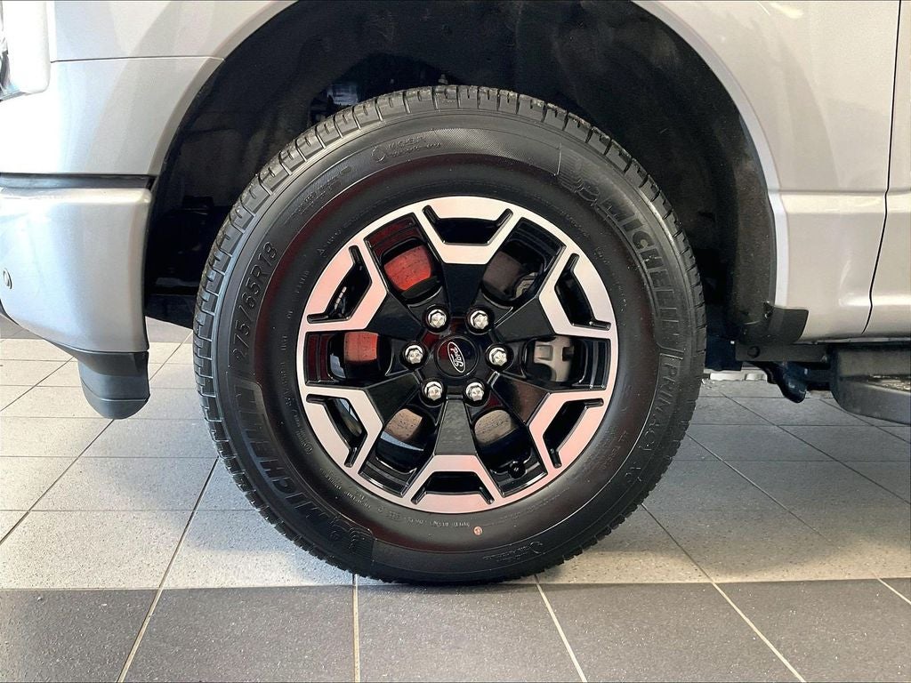 2023 Ford F-150 Lightning XLT