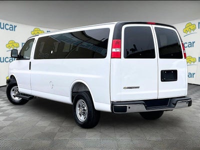2025 Chevrolet Express 3500 LT Passenger