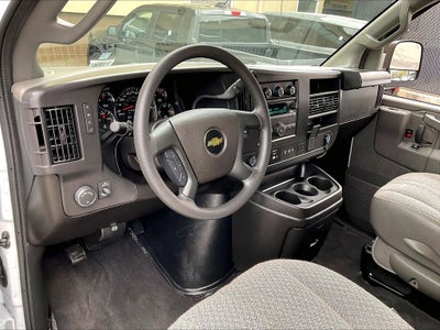 2025 Chevrolet Express 3500 LT Passenger