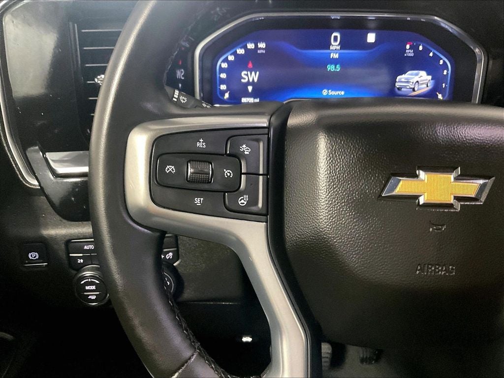 2023 Chevrolet Silverado 1500 LT