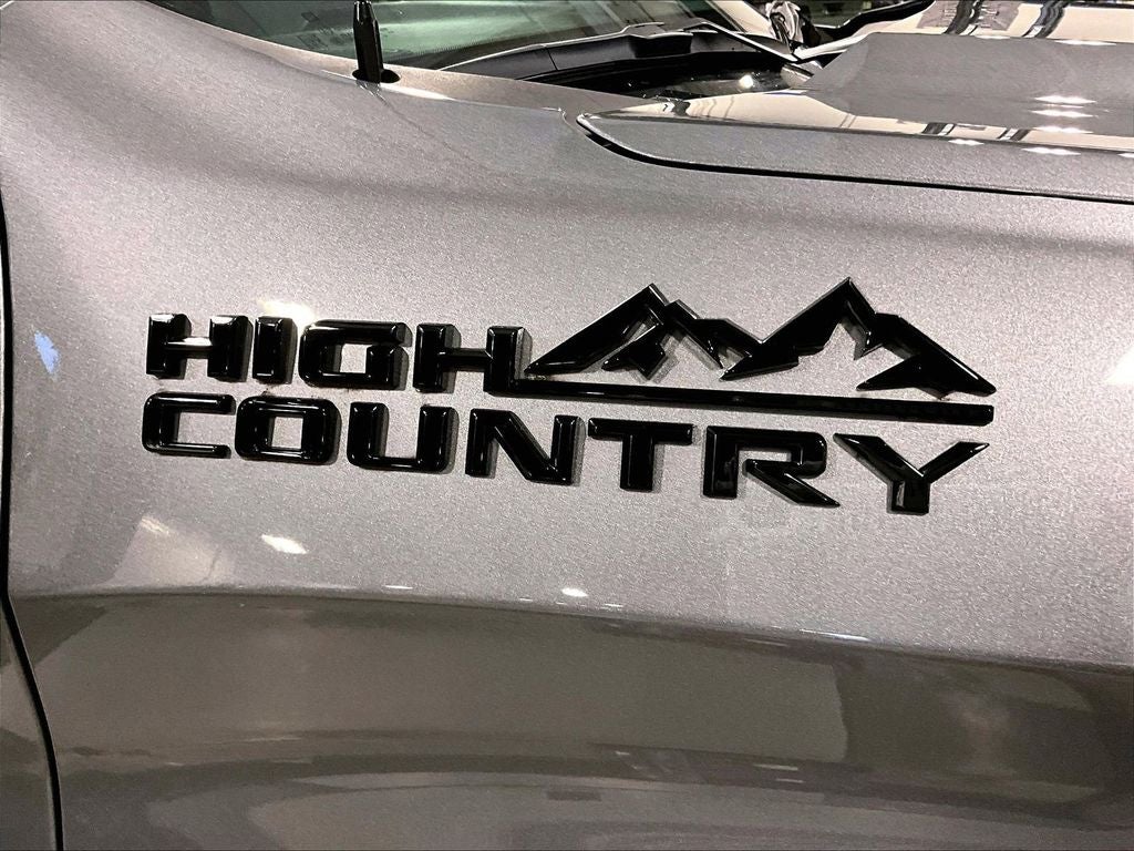 2022 Chevrolet Silverado 1500 LTD High Country