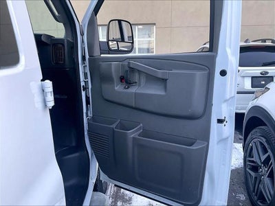 2024 Chevrolet Express Cargo Van RWD 2500 135"