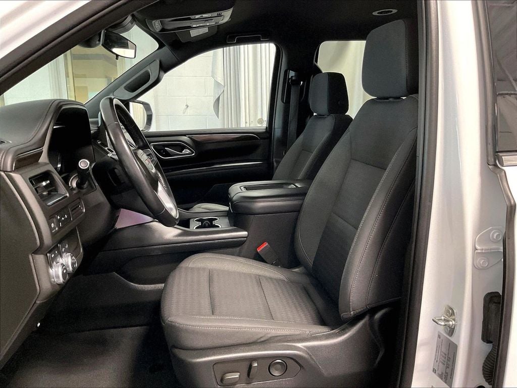 2023 GMC Yukon SLE