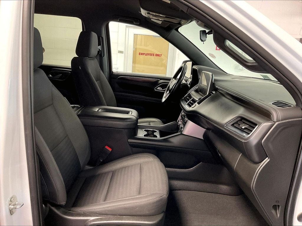 2023 GMC Yukon SLE
