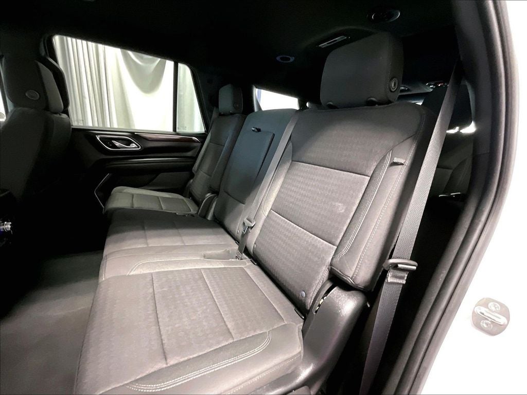 2023 GMC Yukon SLE