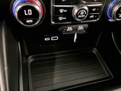 2023 GMC Yukon SLE