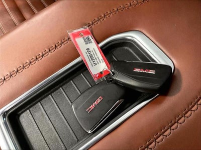 2023 GMC Yukon XL Denali Ultimate