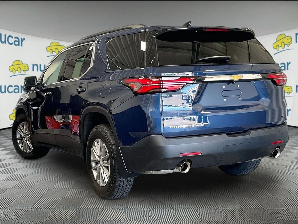 2023 Chevrolet Traverse LT Leather