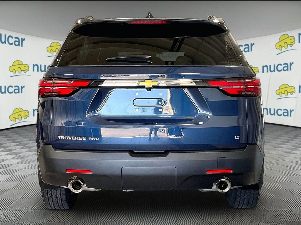 2023 Chevrolet Traverse LT Leather