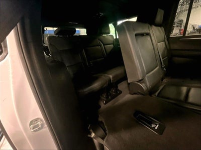 2025 Chevrolet Suburban LT
