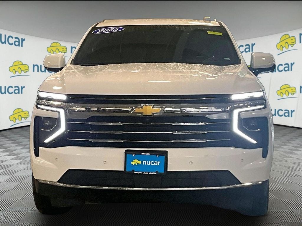 2025 Chevrolet Suburban LT