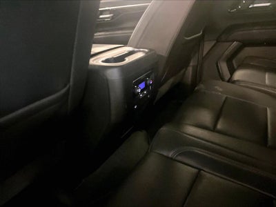 2025 Chevrolet Suburban LT