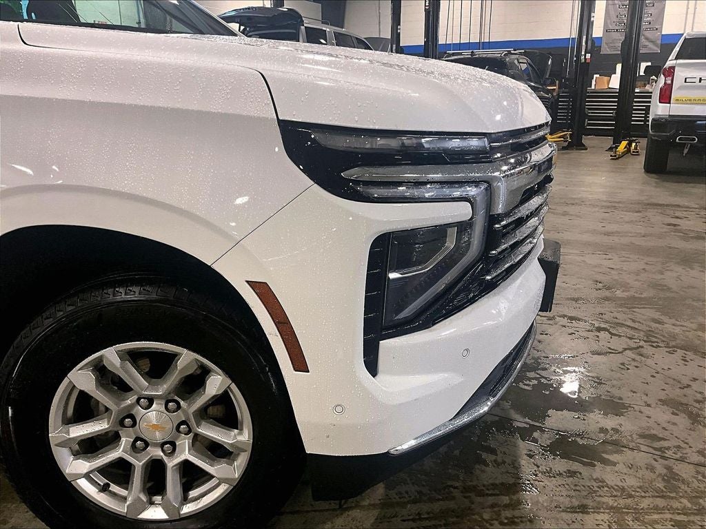 2025 Chevrolet Suburban LT