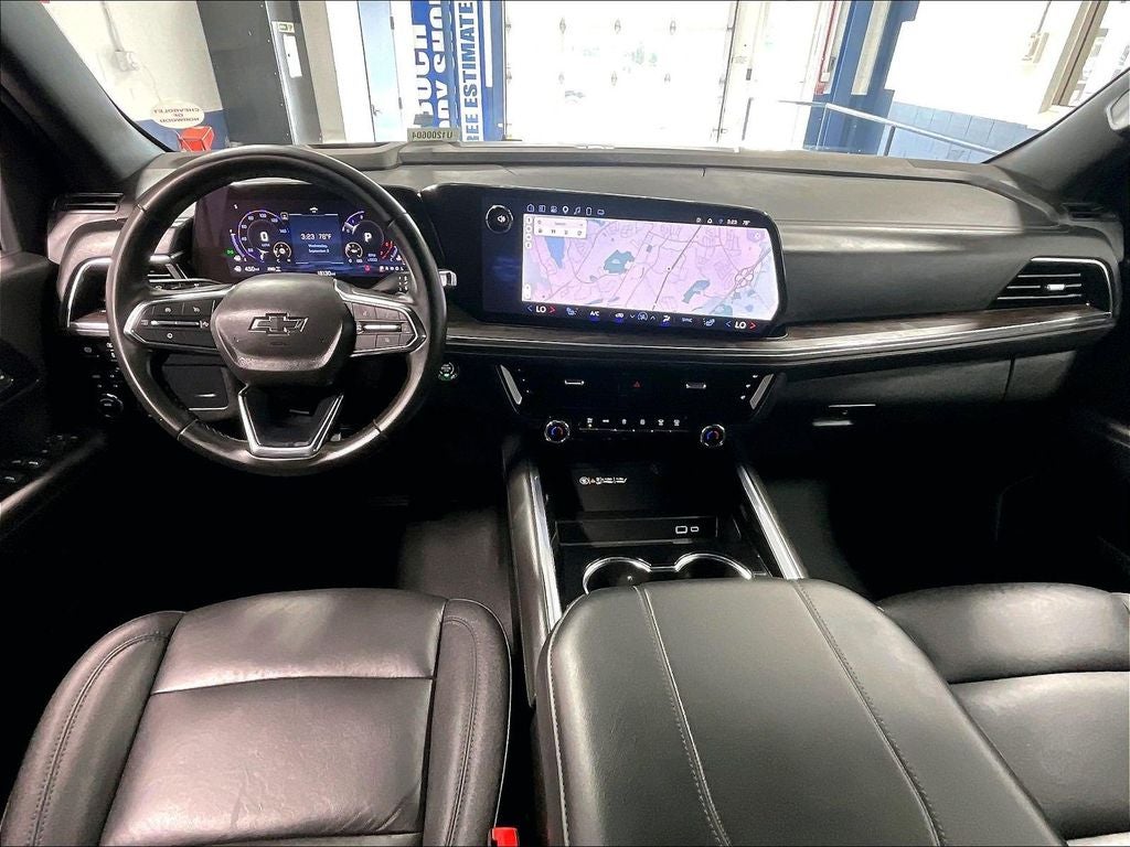 2025 Chevrolet Suburban Z71
