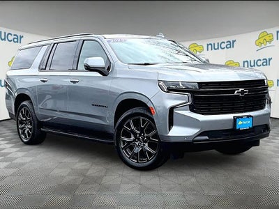 2023 Chevrolet Suburban RST