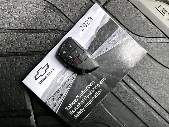 2023 Chevrolet Suburban RST