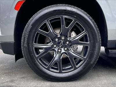 2023 Chevrolet Suburban RST