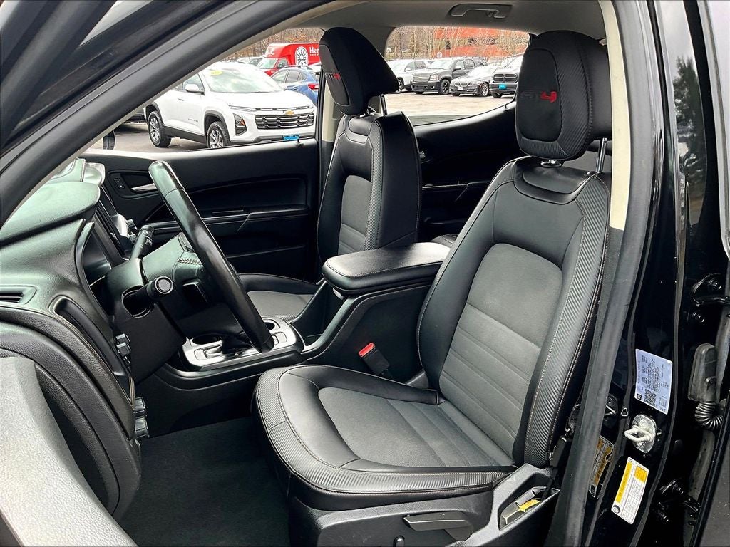2022 GMC Canyon AT4 w/Cloth