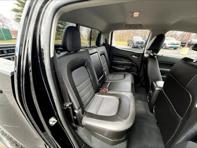 2022 GMC Canyon AT4 w/Cloth